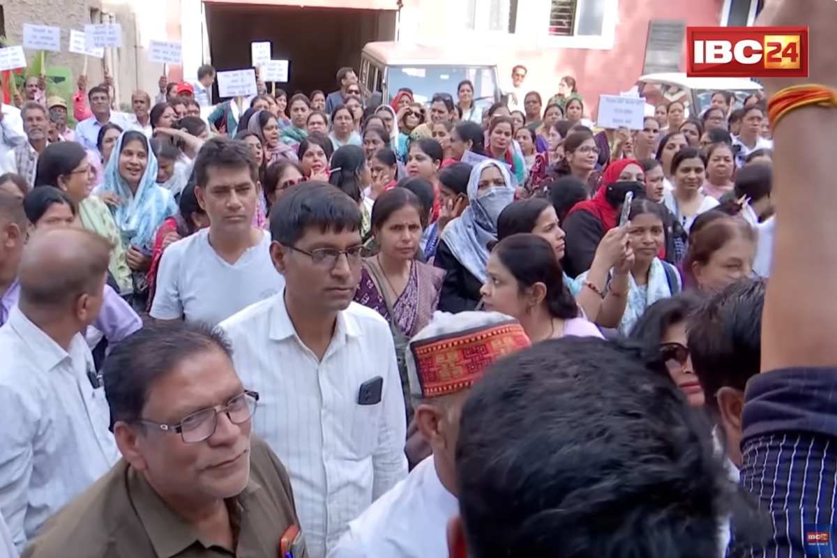 शह मात The Big Debate: ‘TET’ ने किया नाराज.. नए संग्राम का आगाज! अनिवार्यता के खिलाफ लामबंद शिक्षक, क्या इनकी नाराजगी को समय रहते दूर कर पाएगी सरकार? देखिए ये वीडियो