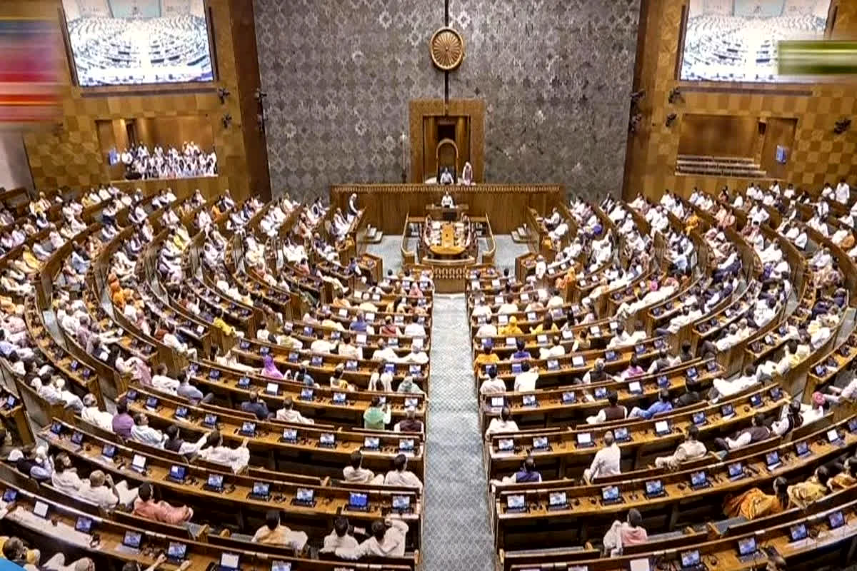 शह मात The Big Debate: बड़ा सियासी खेल.. महिला संशोधन बिल फेल… सदन में नहीं मिला दो-तिहाई बहुमत, क्या 2029 के चुनाव में विपक्ष को होगा नुकसान?