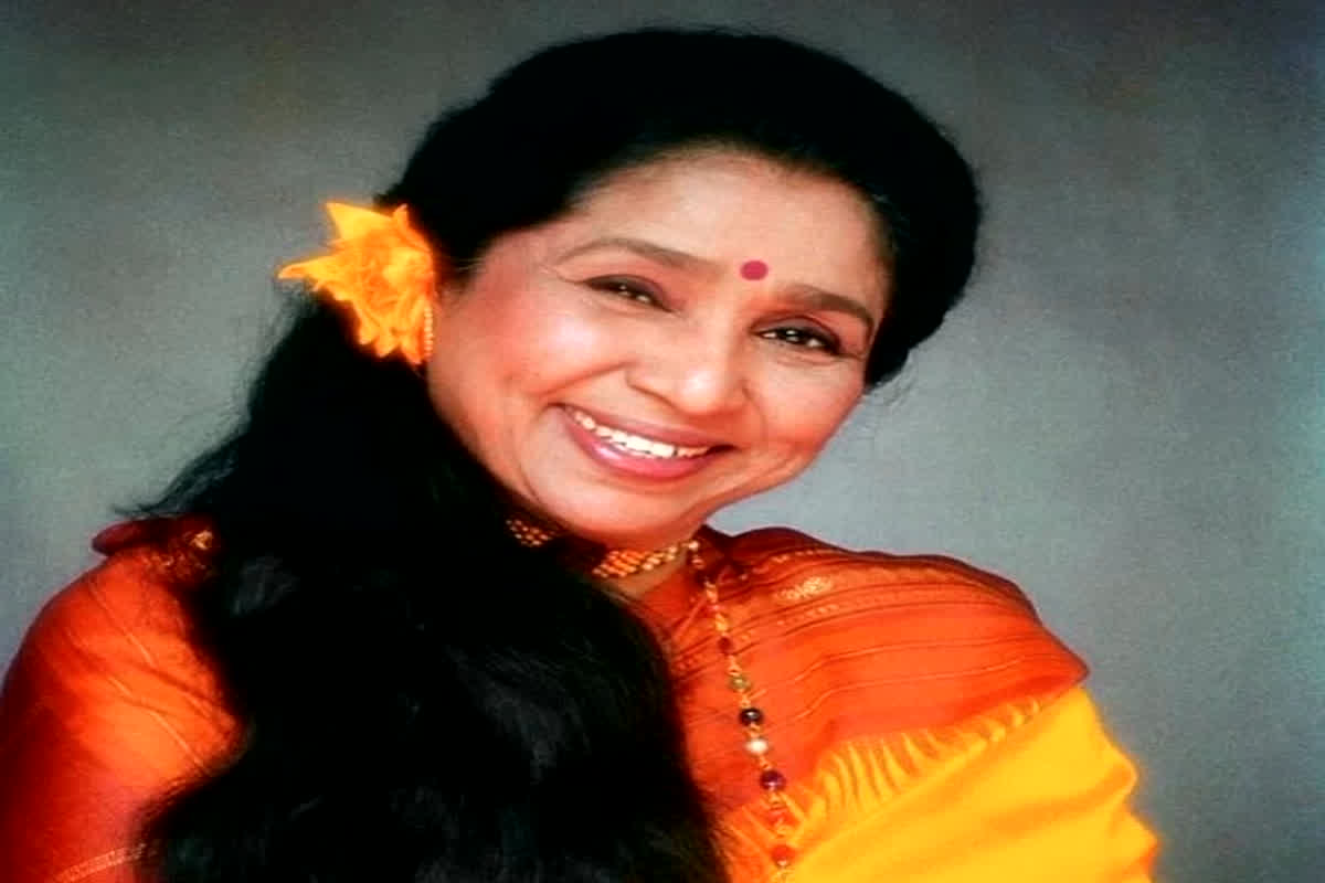 Asha Bhosle Top 10 Songs List: आशा भोसले के 10 सुपरहिट गानों का जादू! ‘ओ मेरे सोना रे’ से ‘पिया तू अब तो आजा’ तक इन गानों पर आज भी थिरकते हैं फैंस?