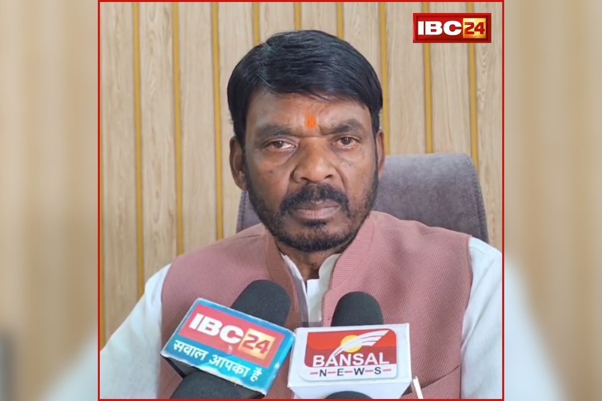 Dindori News : धर्मांतरण मामले में विधायक ओमप्रकाश धुर्वे ने की कड़ी कार्रवाई की मांग, इन्हें लिखा पत्र