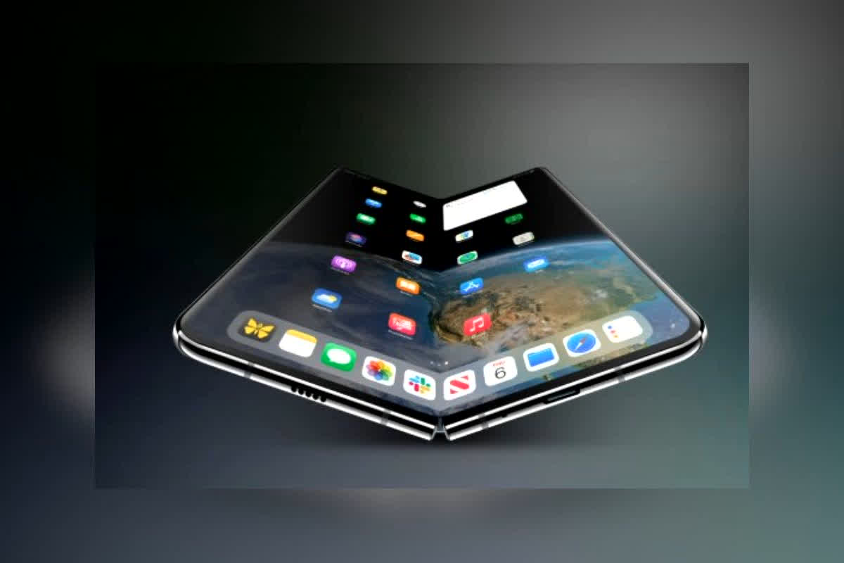 Foldable iPhone: अब कुछ ही कदम दूर Foldable iPhone की लॉन्चिंग! मगर लॉन्च से ठीक पहले उठे सवाल, क्या यह डिवाइस पहले ही दिन बन जाएगा विवादों का शिकार?