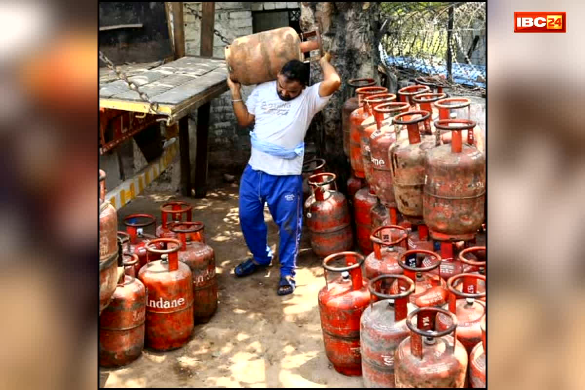 Chhattisgarh LPG Supply Update : LPG संकट खत्म! छत्तीसगढ़ में 1.08 लाख पेंडिंग बुकिंग क्लियर, जानिए क्या अब आपके घर भी आएगा समय पर सिलेंडर?