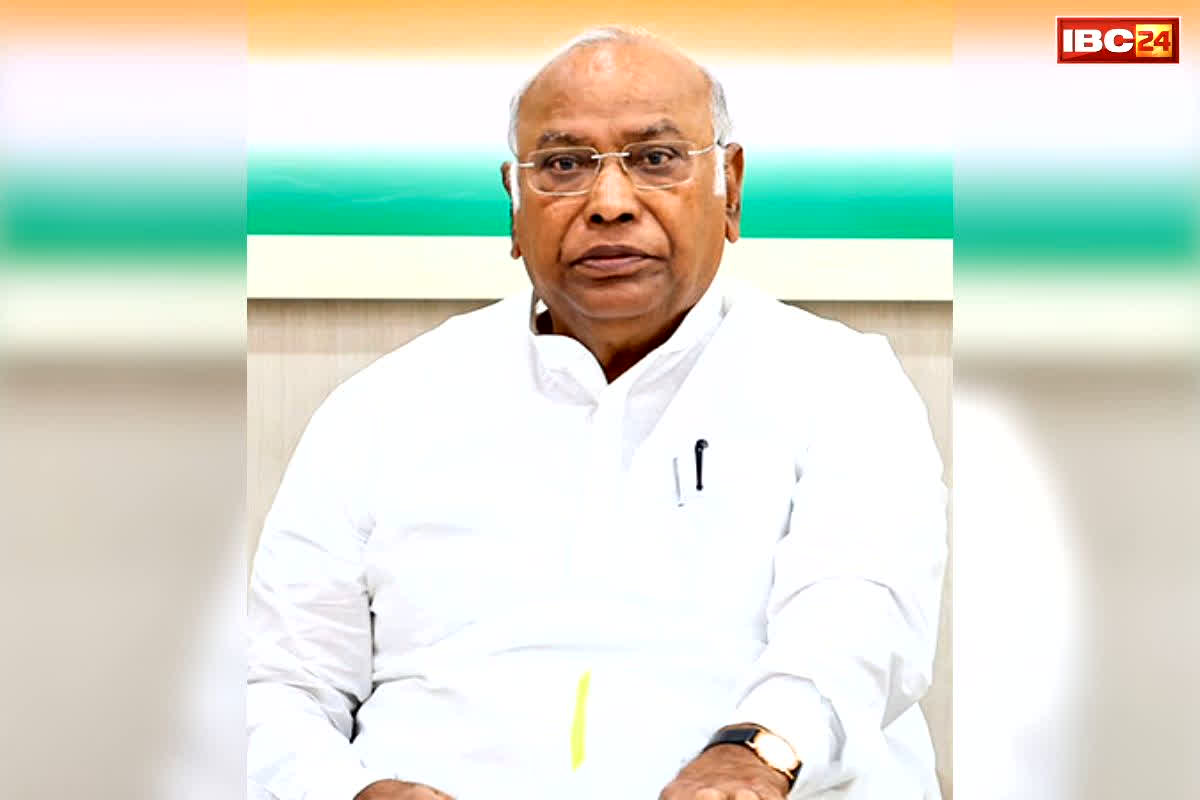 Mallikarjun Kharge Press Conference: “एफआईआर से कोई डरता हैं क्या, करने दो”.. पवन खेड़ा के घर पहुंची पुलिस तो भड़की कांग्रेस, PM पर लगाए ये आरोप