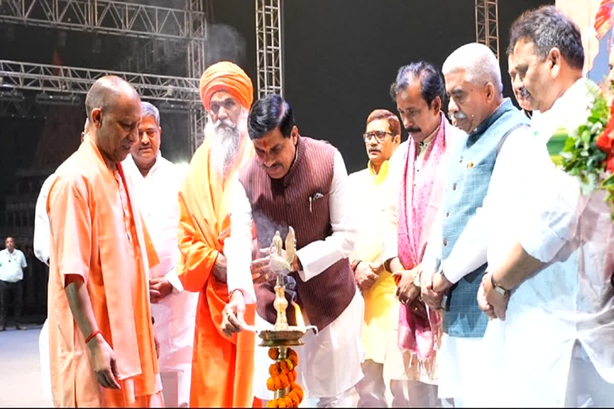 Samrat Vikramaditya Mahanatya :  सुशासन से गढ़ा जा रहा है नया इतिहास! मुख्यमंत्री डॉ. यादव और सीएम योगी ने किया महानाट्य का शंखनाद, काशी में तीन दिनों तक दिखेगा स्वर्णिम युग