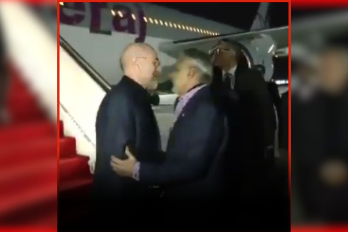 US Iran Peace Talks in Pakistan: युद्धविराम की उम्मीद के साथ पाकिस्तान पहुंचा ईरानी डेलीगेशन, आज दोनों देशों के बीच होगी बातचीत