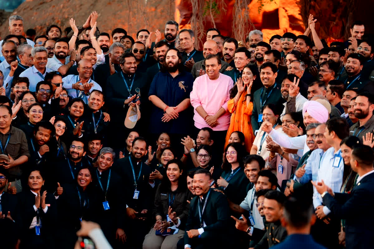 Vantara University Jamnagar : दुनिया की पहली वाइल्डलाइफ यूनिवर्सिटी! अनंत अंबानी का बड़ा ऐलान, बदलेगा संरक्षण का भविष्य