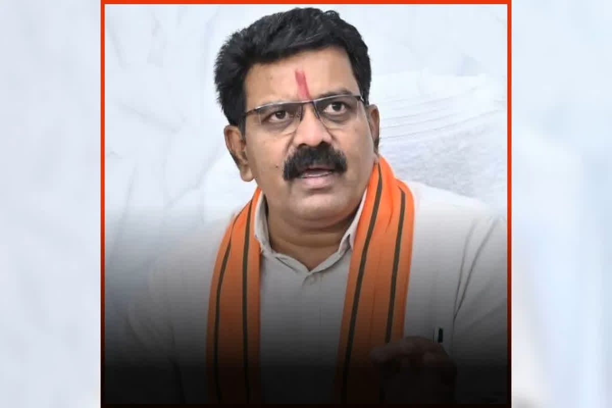 Vijay Sharma on Constitutional Amendment Bill: विजय शर्मा ने कहा, कानून का विरोध करना देश की “महिलाओं का अपमान” है.. डिप्टी CM ने किसे कहा ‘बेईमान’.. पढ़ें