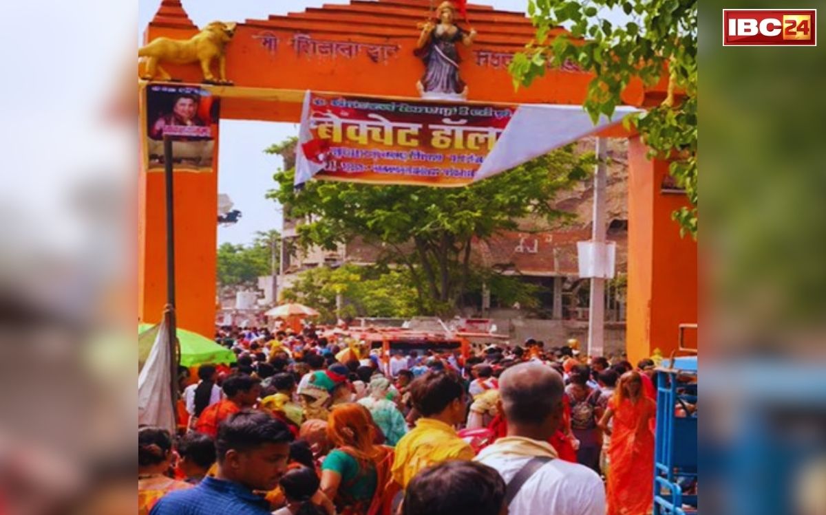 Bihar Sharif Stampede News: 8 मौतों के बाद खुली नींद! बिहारशरीफ के शीतला मंदिर में सरकार का बुलडोजर एक्शन, सीढ़ियां तोड़कर अब बनाई जा रही ये चीज