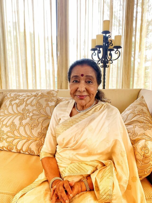 Asha Bhosle Passes Away: नहीं रहीं लीजेंडरी सिंगर आशा भोसले, निधन की खबर से देशभर में शोक की लहर
