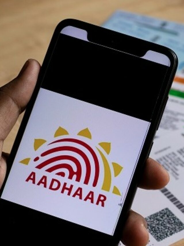 Aadhar Card Address Change Online: नहीं लगाने पड़ेंगे च्वॉइस सेंटर के चक्कर, घर बैठे आसानी से अपडेट कर सकेंगे आधार कार्ड में एड्रेस, सबसे आसान तरिका जानें यहां