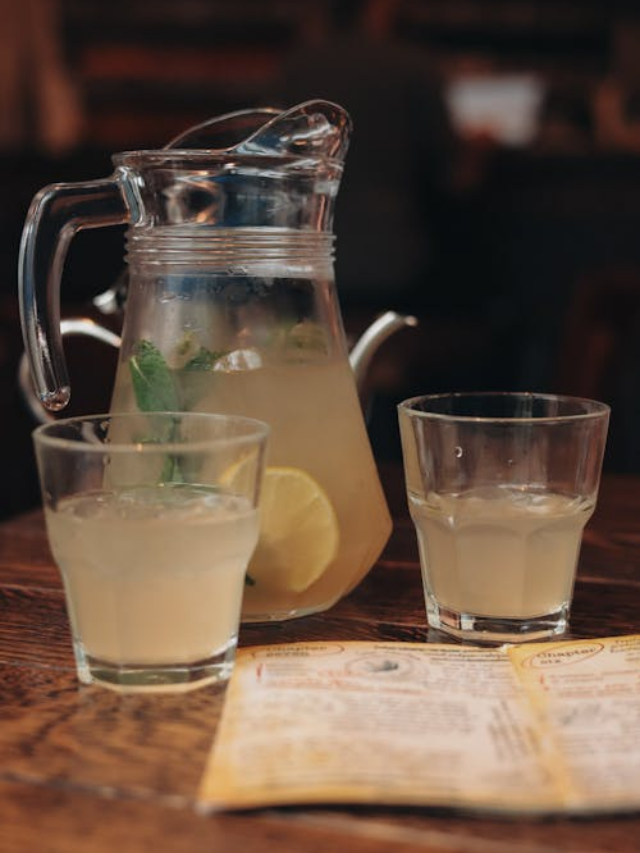 Lemon Water Benefits : रोज नींबू पानी पीने के 8 फायदे, शरीर के लिए किसी वरदान से कम नहीं!