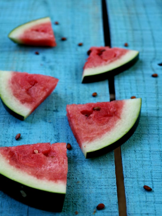 Watermelon Benefits : सावधान! तरबूज खाने के बाद कहीं आप भी तो नहीं करते ये गलती?