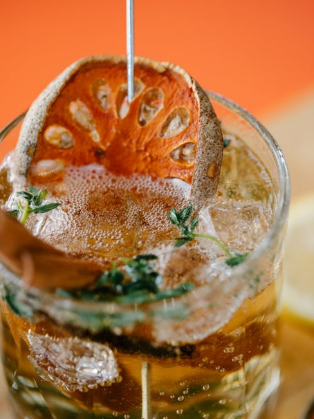 Bael Sharbat Benefits : गर्मी का सुपरफूड है बेल का शरबत! लू और पेट की बीमारियों को रखेगा कोसों दूर