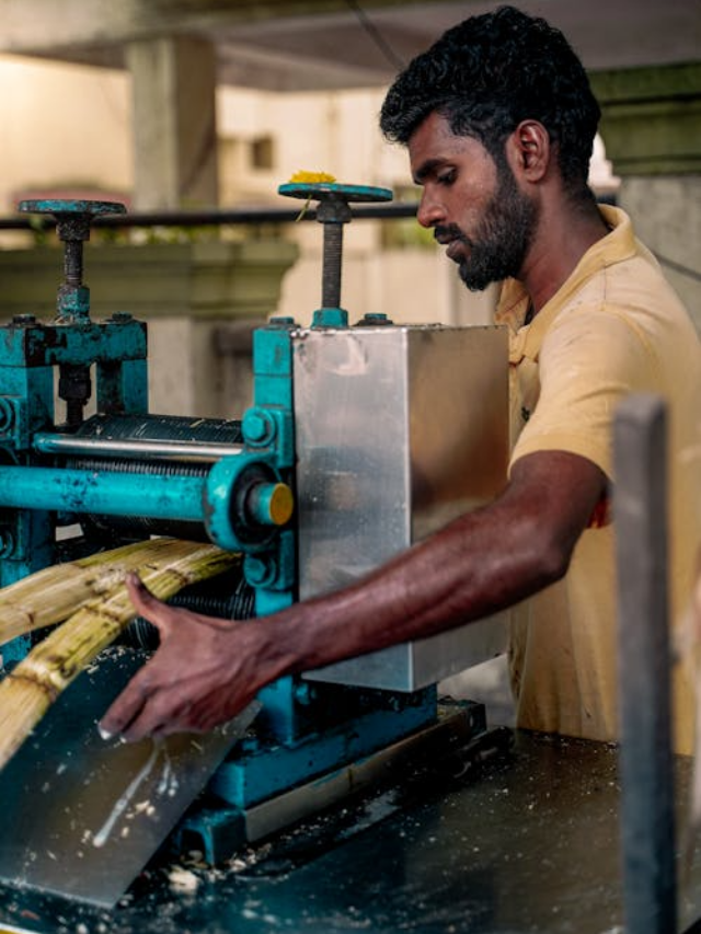 Sugarcane Juice Benefits : गर्मियों में गन्ने का रस है एनर्जी का पावरहाउस, पर क्या आप जानते हैं इसे पीने का सही तरीका?