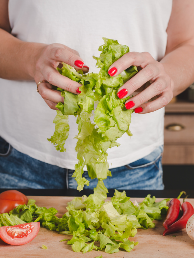 Vegetable Peels Benefits: कूड़े में फेंक रहे थे सेहत का खजाना! इन सब्जियों के छिलके हैं असली सुपरफूड, जानिए फायदे