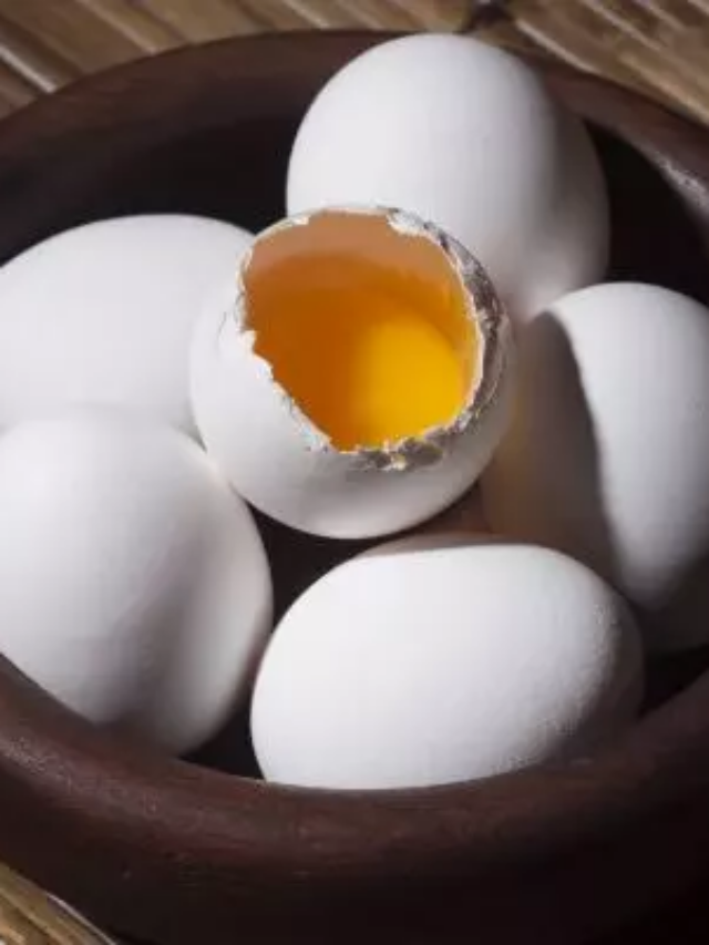 Egg Freshness Test: अंडा ताज़ा है या खराब? बिना तोड़े ऐसे करें तुरंत पहचान