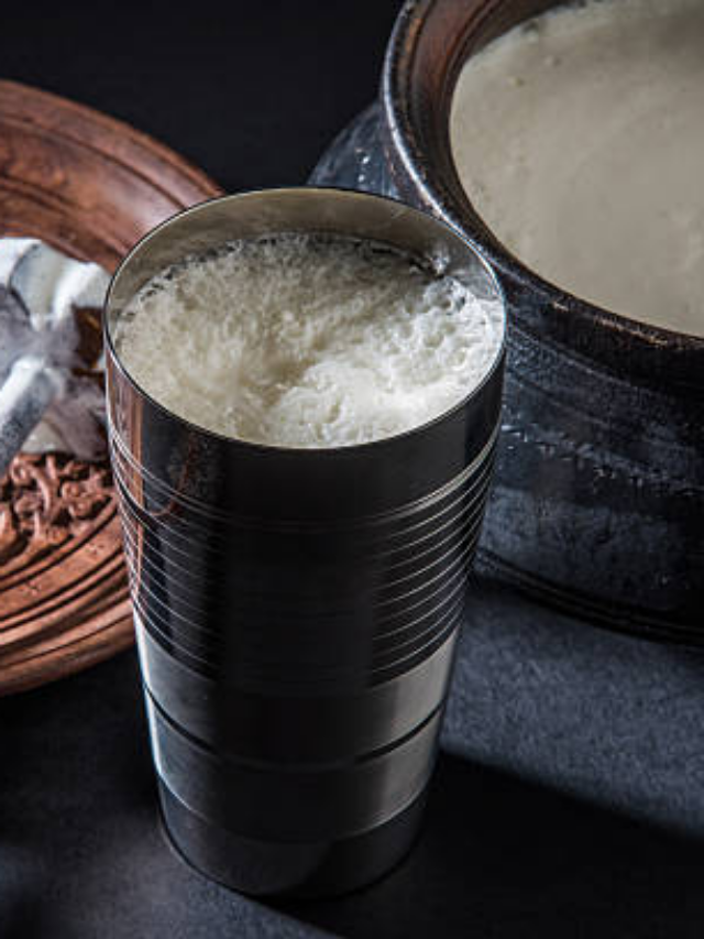 Types of Lassi Benefits : मीठी या नमकीन? जानें किस तरह की लस्सी है आपकी सेहत के लिए सबसे बेस्ट