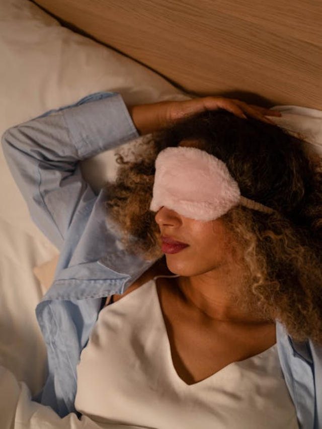 Benefits of sleeping on left side : बांई करवट सोने के ये 8 फायदे आपको कर देंगे हैरान; आज ही सुधारें सोने का तरीका