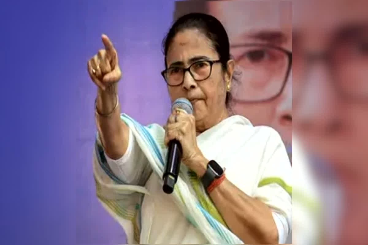 Mamata Banerjee Affidavit 2026: बंगाल की सत्ता के शिखर पर बैठीं ममता, लेकिन जेब में सिर्फ 75 हजार! आपराधिक मामलों में.., हलफनामे ने सबको किया हैरान