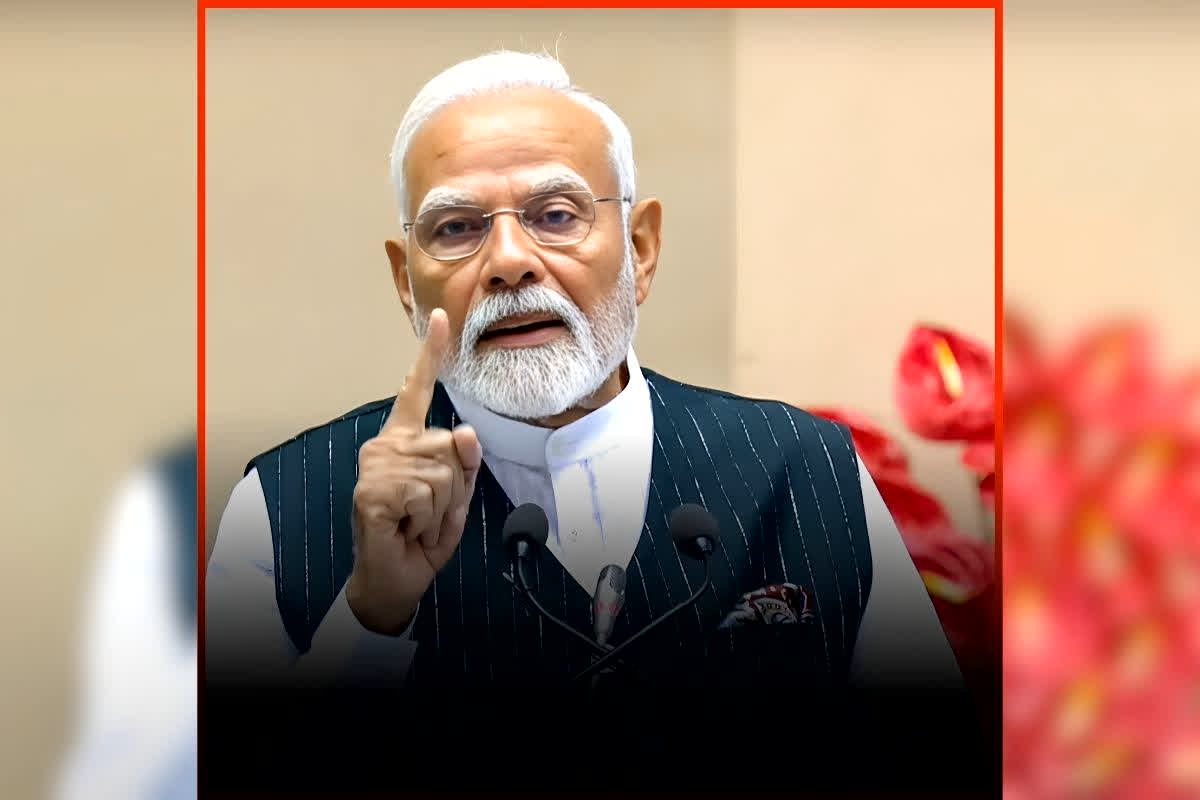 PM Narendra Modi Live today: ‘कांग्रेस परजीवी की तरह’… पीएम मोदी ने बताया कांग्रेस कैसे डालती है महिलाओं के अधिकारों पर बाधा, कहा- लटकाना और अटकाना उनका सिद्धांत