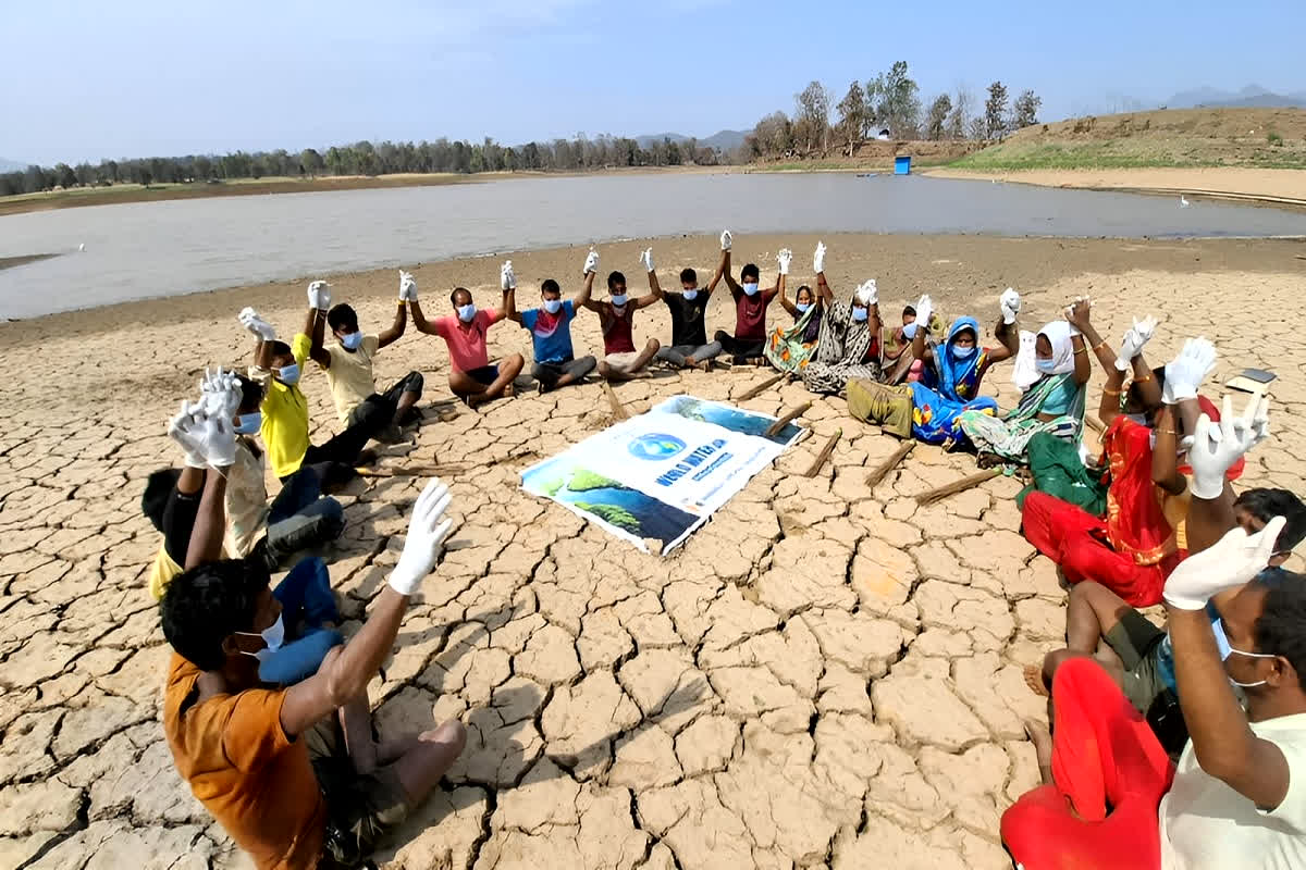 Water 4 Life: रिलायंस फाउंडेशन के ‘वॉटर फॉर लाइफ’ अभियान को मिल रहा जनसहयोग, मात्र 10 दिनों में 15 जिलों के जलाशयों से हटाया सैकड़ों किलो कचरा