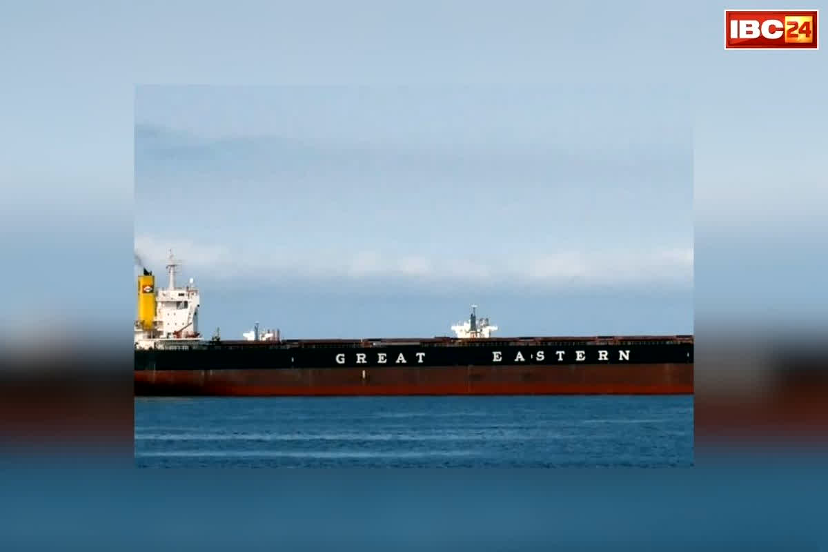 Iran Aattacks on Indian Ships: ईरान का भारत पर बड़ा ‘पीठ में खंजर’ वाला कदम! होर्मुज में भारतीय जहाजों पर किया हमला, पाकिस्तान वार्ता में भारत के खिलाफ कुछ हुआ प्लान..?