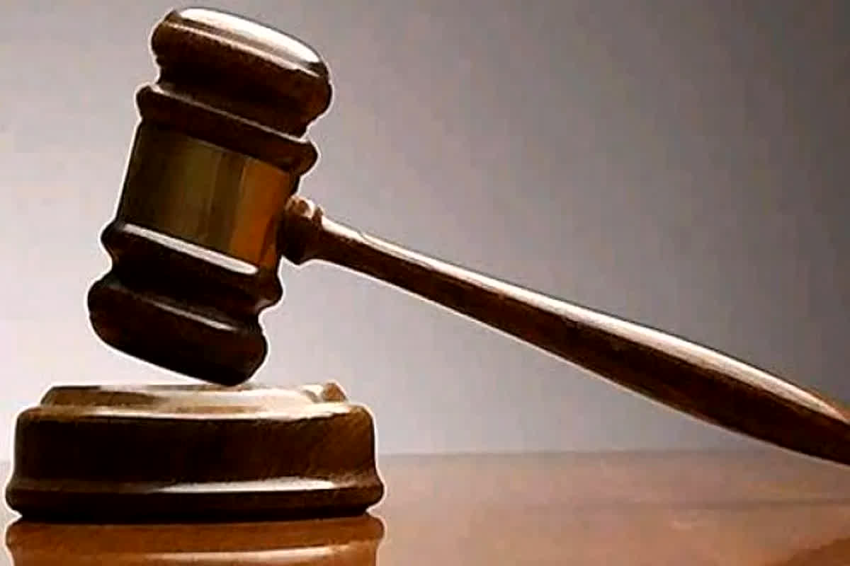 Tamil Nadu News: बाप-बेटे की मौत के मामले में कोर्ट ने सुनाया बड़ा फैसला, 9 पुलिसकर्मियों को सुनाई सजा-ए-मौत, पूरी घटना जानकर दहल जाएगा आपका दिल