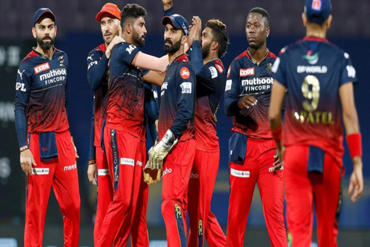 Tim David Obscene Gesture: MI पर जीत के बाद RCB के इस खिलाड़ी ने किया ‘गंदा इशारा’, अब BCCI ने लिया ये बड़ा एक्शन, रायपुर में हुआ था मैच