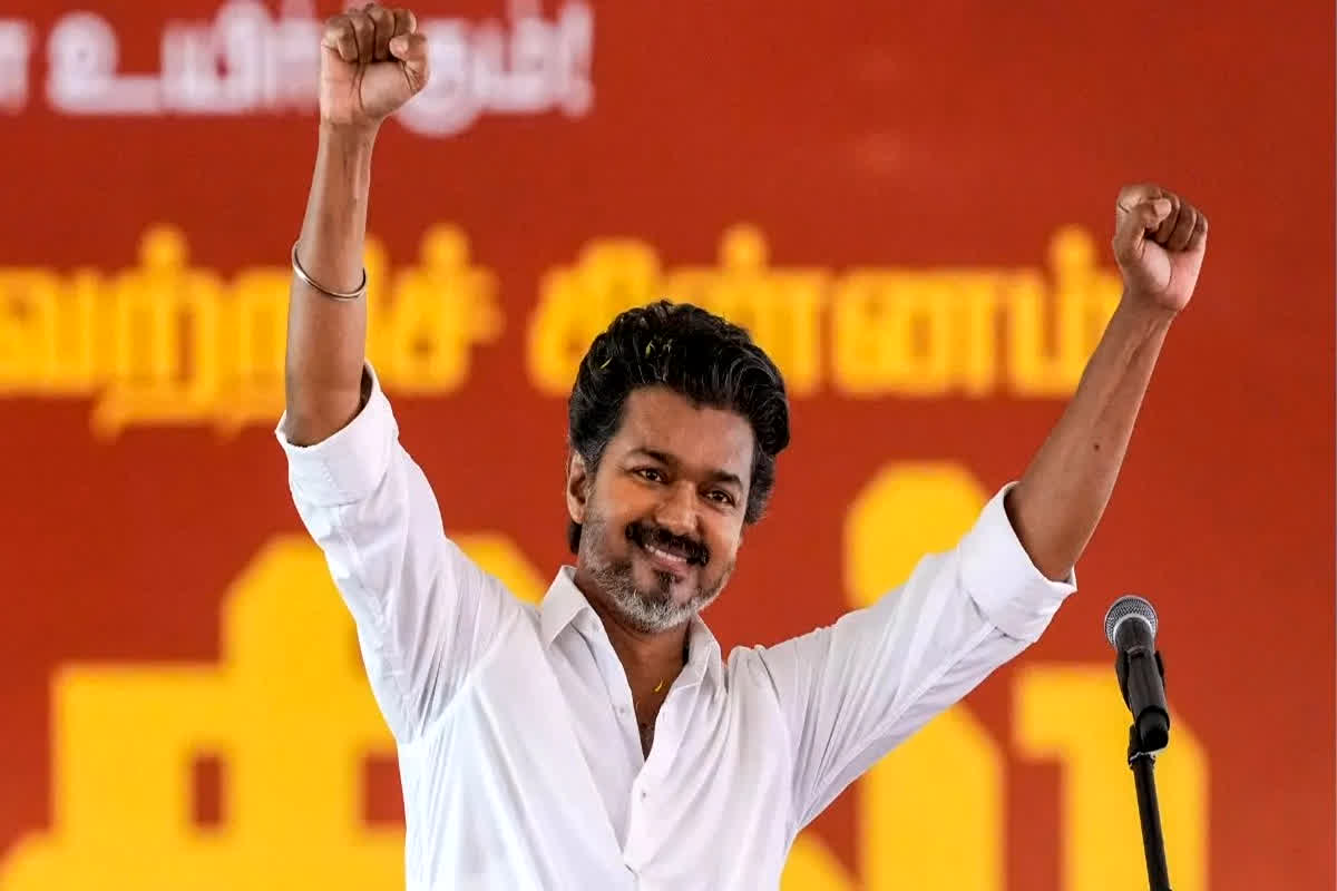Tamil Nadu Election Results 2026 : थलापति ने फतह किया तमिलनाडु! राज्य में शुरू होने जा रहा ‘विजय’ युग, TVK ने तोड़ा  सालों पुराना सियासी समीकरण