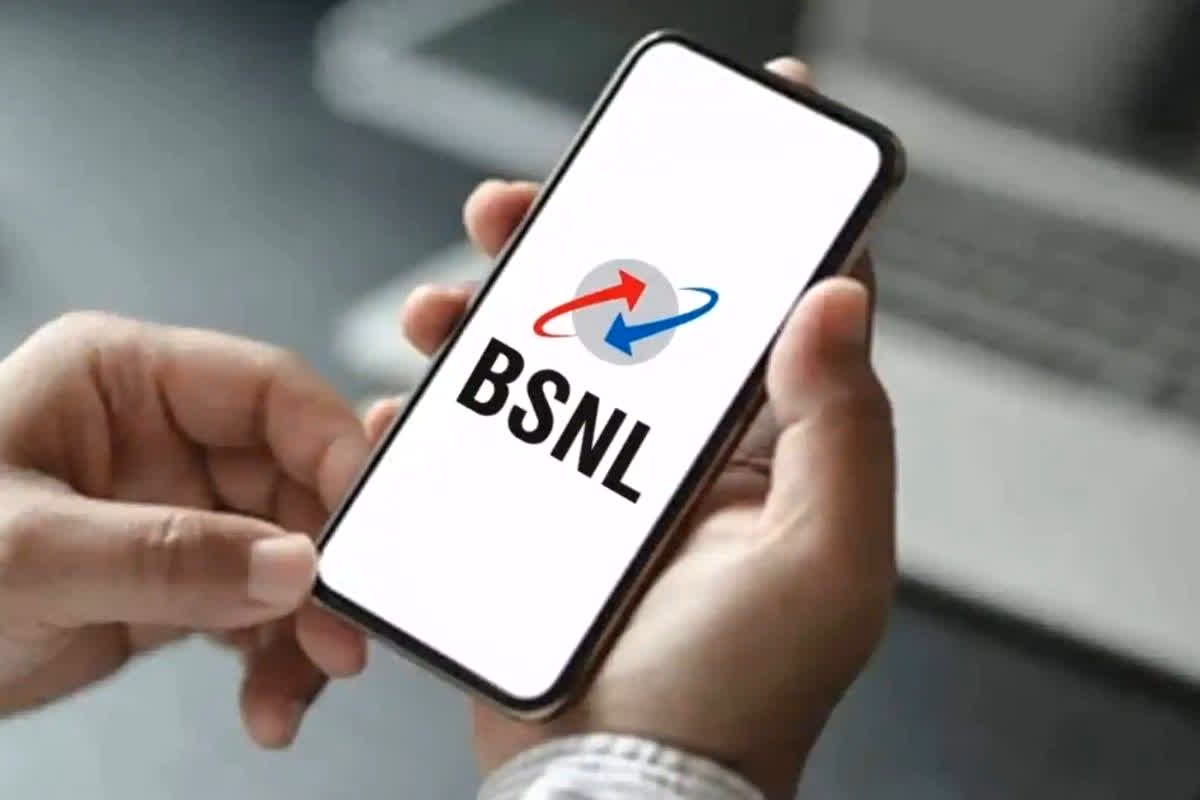 BSNL Freedom Offer Plan: क्या सच में इतना सस्ता? 51 रुपये में हर दिन 2GB डेटा और अनलिमिटेड कॉलिंग, वैलिडिटी सुनकर Jio-Airtel यूजर्स की बोलती बंद!