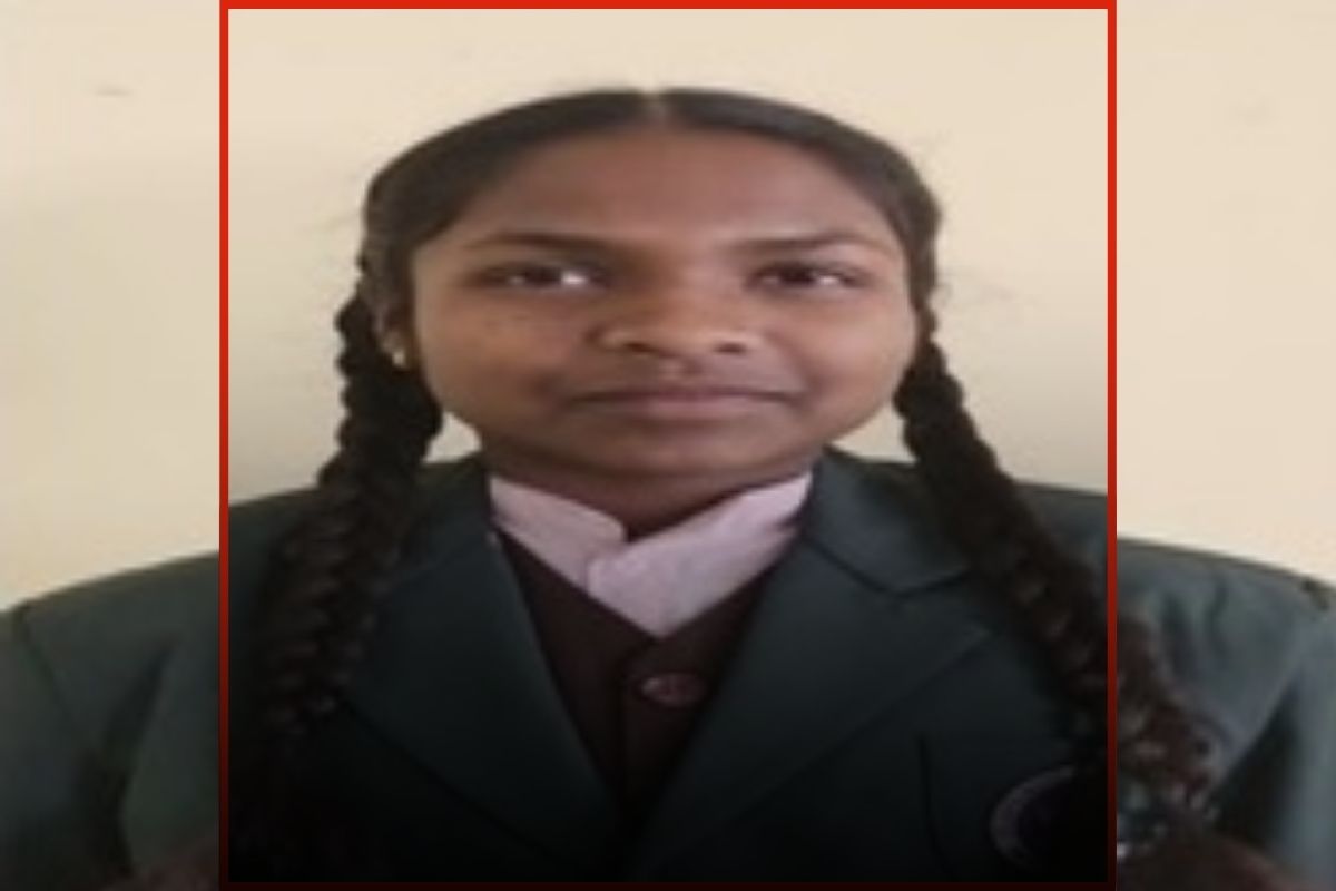 CBSE Exam Results 2026: एकलव्य स्कूलों में देश की नंबर 1 टॉपर बनीं कृतिका टेकाम, 10वीं CBSE बोर्ड परीक्षा में हासिल की पहला स्थान, अब सीएम साय और मंत्री नेताम ने दी बधाई