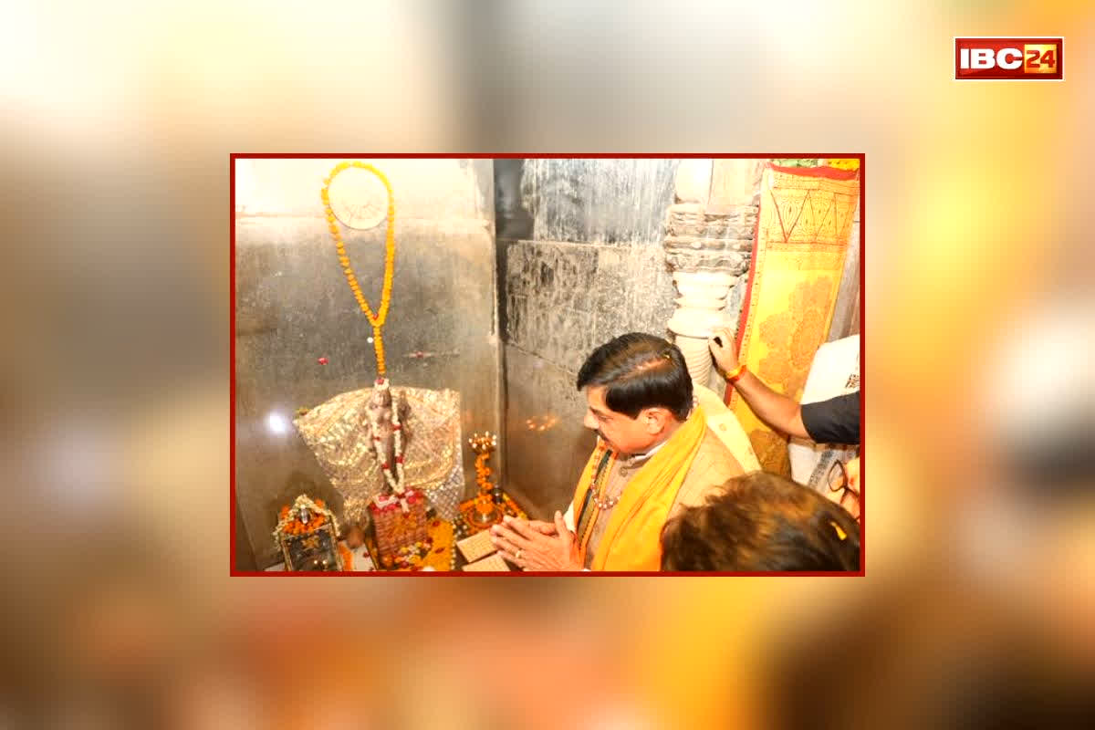 शह मात The Big Debate: भोजशाला में सीएम मोहन, सवालों में उलझी सियासत! विपक्ष ने उठाया बिना मूर्ति पूजा का मुद्दा, कोर्ट के फैसले के बाद भी क्या बाकी है किंतु-परंतु की गुंजाइश?