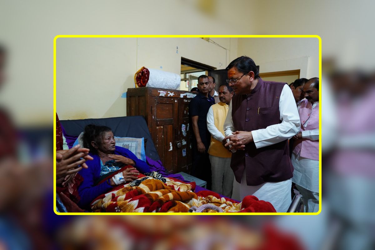 CM Pushkar Singh Dhami News: जिला अस्पताल पहुंचे सीएम धामी, मरीजों से की मुलाकात, दिलाया बेहतर स्वास्थ्य सुविधाओं का भरोसा