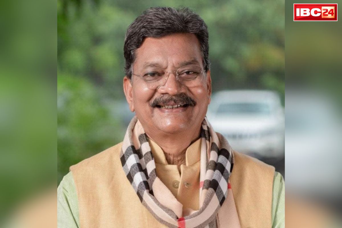 DR Charandas Mahat Letter: डॉ. चरणदास महंत ने राष्ट्रपति को लिखा खत.. इस अधिकार के खुलेआम उल्लंघन का लगाया आरोप, आखिर कौन हो रहा कानूनी हक से वंचित? जानें