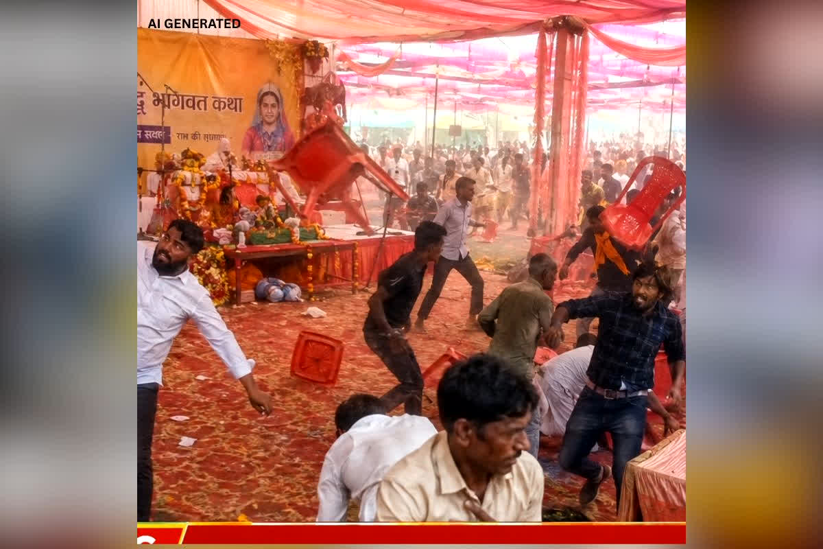 Gwalior Bhagwat Katha Dispute : धार्मिक पंडाल में अचानक शुरू हुआ ऐसा तांडव कि उड़ गए होश!आपस में ही भिड़े दो पक्ष, जमकर चलीं कुर्सियां, जानें क्या है पूरा मामला