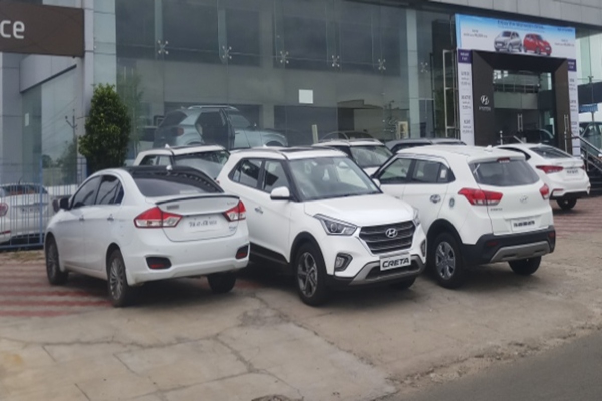 Hyundai Car Price Hike: कार खरीदने की सोच रहे लोगों को बड़ा झटका, इस कंपनी ने वाहनों के दाम बढ़ाने का किया ऐलान, जानिए अब देने होंगे कितने रुपए?