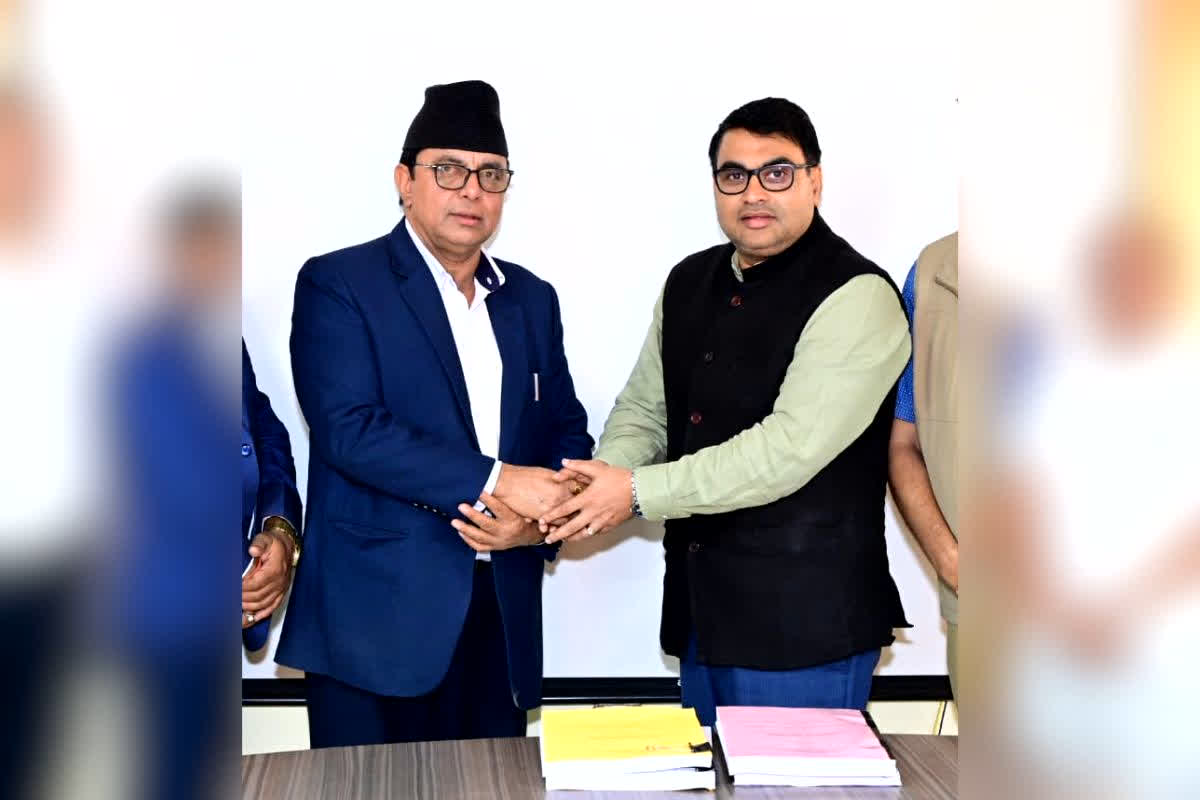 India-Nepal Deplomatic Relation: इस पड़ोसी देश के मदद के लिए सामने आया भारत.. भूकंप से बर्बाद हुए 14 स्कूलों का करेगा पुनर्निर्माण, मजबूत होंगे रिश्ते