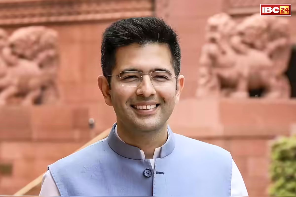 Raghav Chadha Latest News: “जब तक थे आज्ञाकारी, तभी तक थे संस्कारी, साथ छोड़ते ही बता दिया ‘भ्रष्टाचारी?”.. शेरो-शायरी करते राघव चड्ढा ने बताया AAP कैसे कर रही सांसदों को परेशान