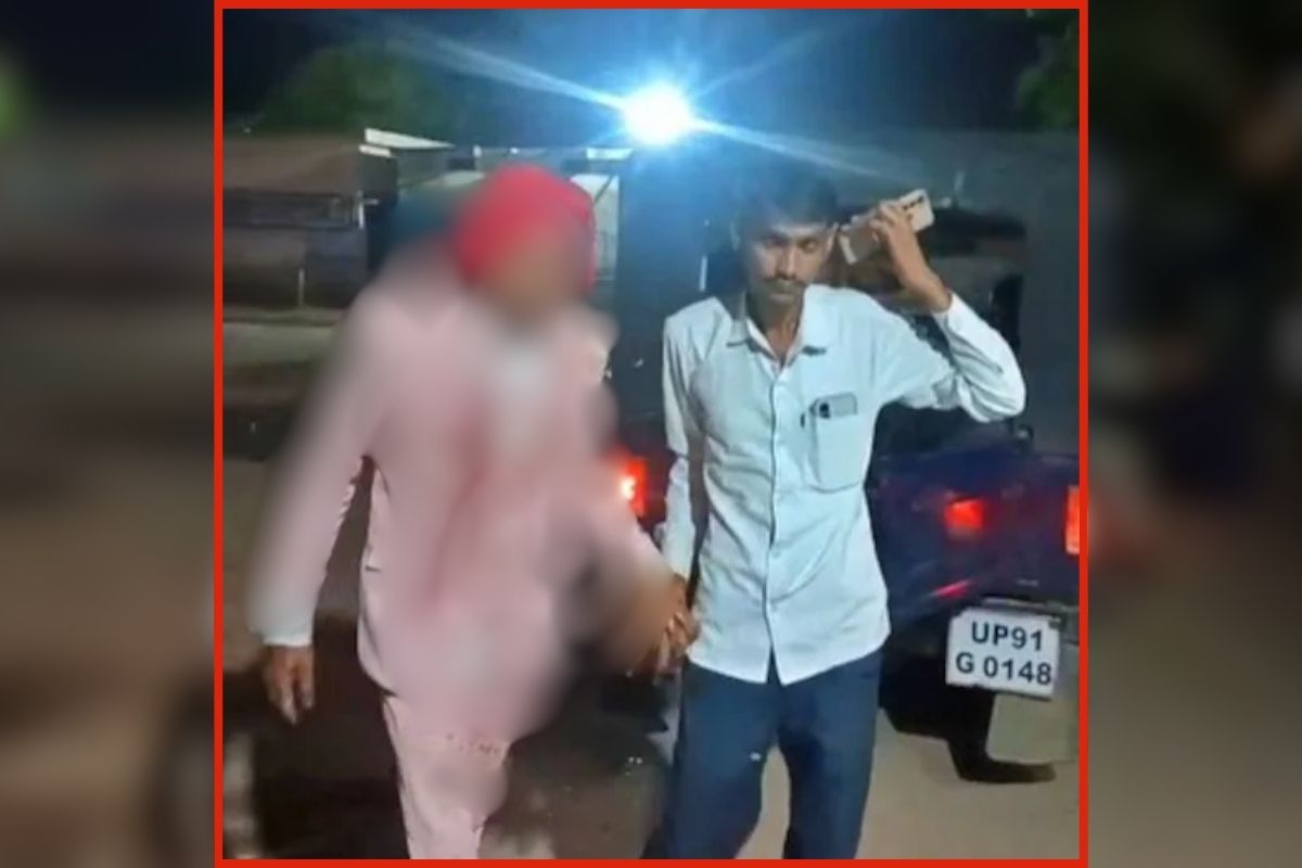UP Crime News: खुशी-खुशी जा रही थी बारात, तभी रास्ते में दूल्हे के साथ हो गया ये कांड, देखकर बारातियों के उड़ गए होश