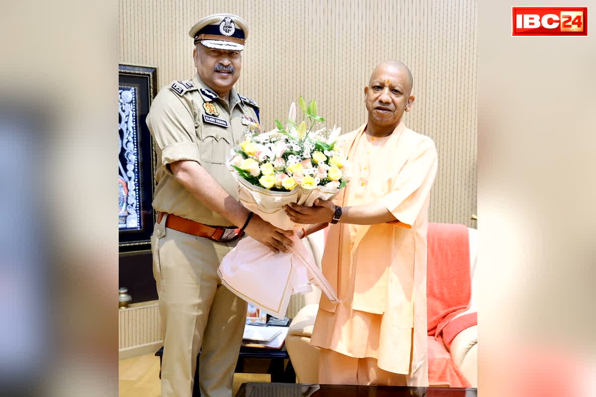 UP New DGP Rajiv Krishna: उत्तर प्रदेश पुलिस को मिला पूर्णकालिक DGP.. सीएम योगी ने इस सीनियर IPS अफसर को सौंपी कमान, जानें उनकी उपलब्धियां