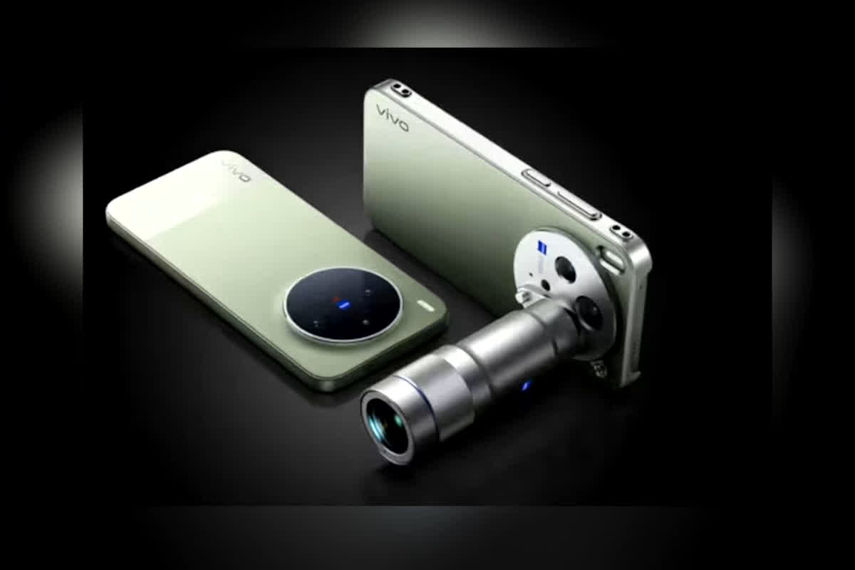 Vivo X300 Ultra Launched: टेक दुनिया में भूचाल! 2 लाख रुपये वाला Vivo का ये स्मार्टफोन लॉन्च होते ही iPhone की उड़ी नींद! फीचर्स ऐसे कि सब फोन लगे एकदम फीके