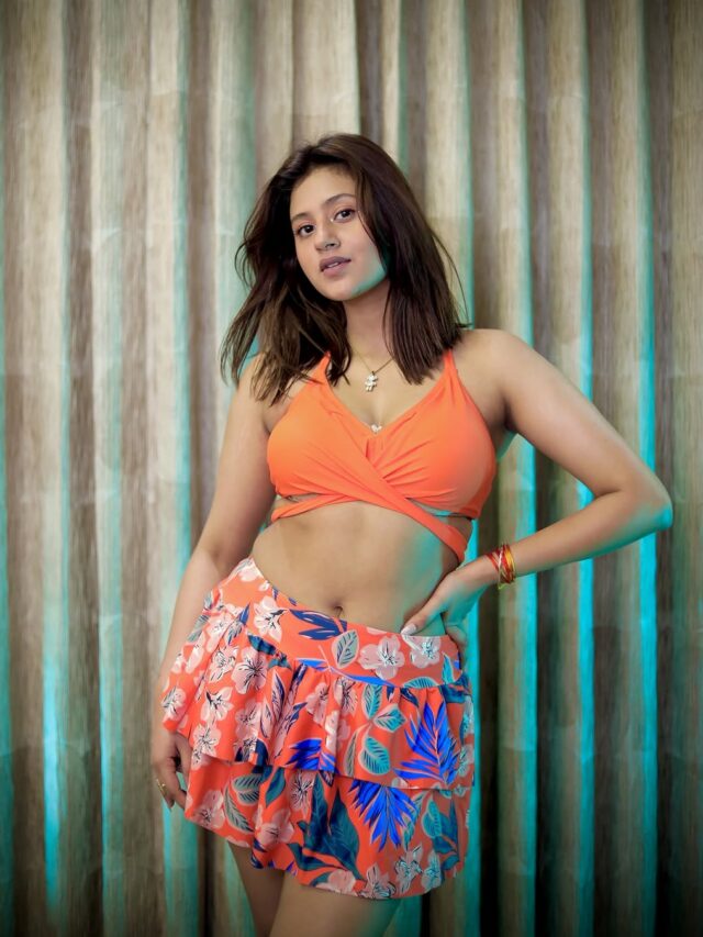 Anjali Arora Followers: अंजलि अरोड़ा का जलवा ऐसा कि टीवी-भोजपुरी-साउथ स्टार्स भी रह गए पीछे!