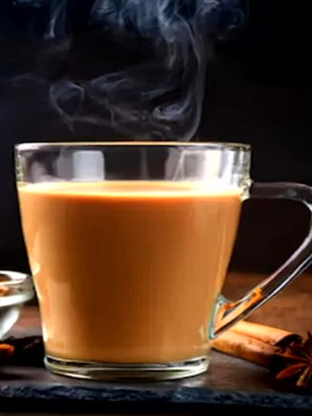 Side Effects of Tea: क्या आप भी गर्मी के दिनों में भी पीते हैं चाय, हो जाए सावधान, शरीर को हो सकते हैं ये नुकसान