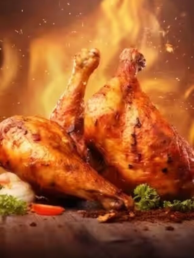 Chicken Storage Tips: फ्रिज में रखा चिकन कब होता है खराब? जानें कब तक रहता है सुरक्षित
