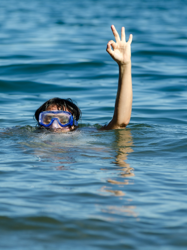 Water Safety Tips: तैरना आता हो या नहीं, ये सावधानियां भूलकर भी न करें नजरअंदाज, पानी में डूबने से बचने के आसान लेकिन जरूरी तरीके