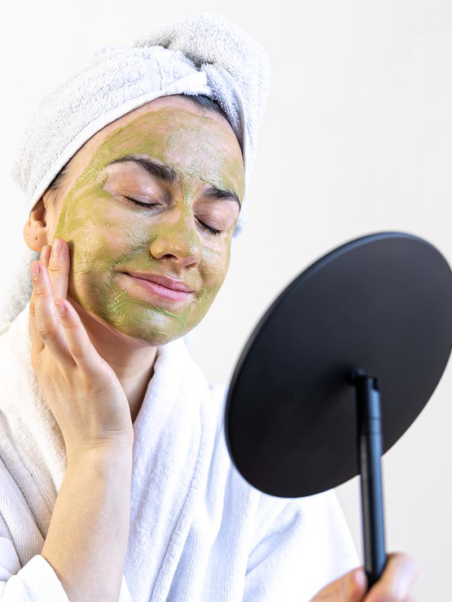 Homemade Face Pack: गर्मी की टैनिंग से परेशान हैं तो ये घरेलू नुस्खे कर देंगे कमाल, बस कुछ ही दिनों में फर्क दिखेगा