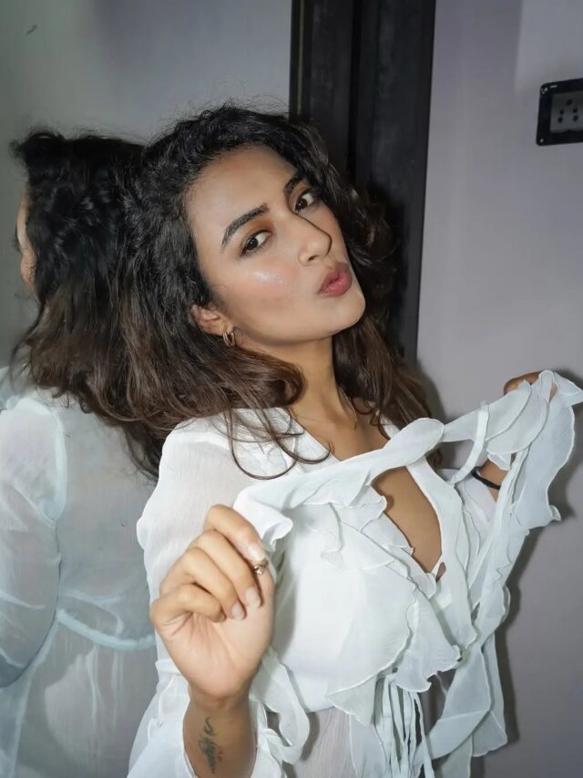 Jinal Joshi Hot Pics: इस मराठी एक्ट्रेस ने बढ़ाया सोशल मीडिया का पारा, शेयर की हद से ज्यादा बोल्ड तस्वीरें, देखें यहां
