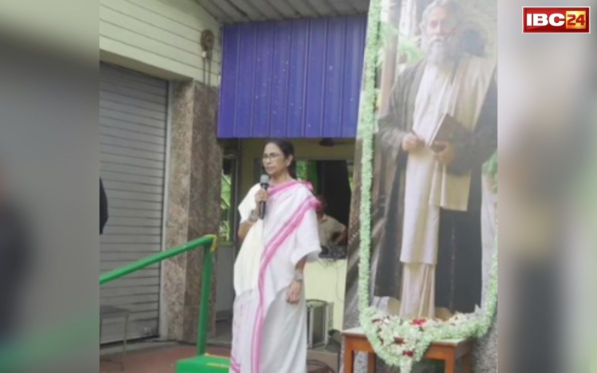 Mamata Banerjee Rabindra Jayanti: बीजेपी के खिलाफ पूर्व सीएम ममता की सबसे बड़ी लड़ाई शुरू! टैगोर जयंती पर कर दिया ये बड़ा ऐलान, दी खुली चेतावनी