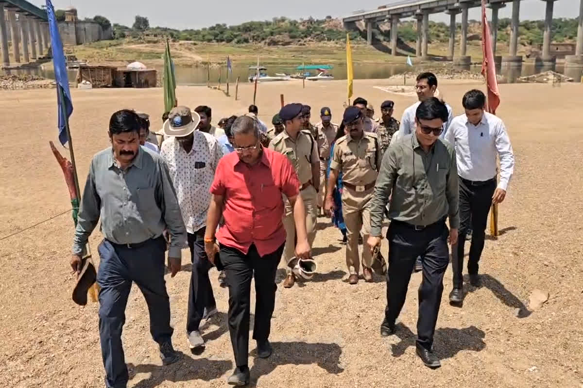 Supreme Court Committee on Sand Mining: रेत के अवैध खनन पर आएगा ‘सुप्रीम’ फैसला !.. SC की मॉनिटरिंग कमेटी पहुंची राज घाट, जताई इस बात पर गहरी चिंता