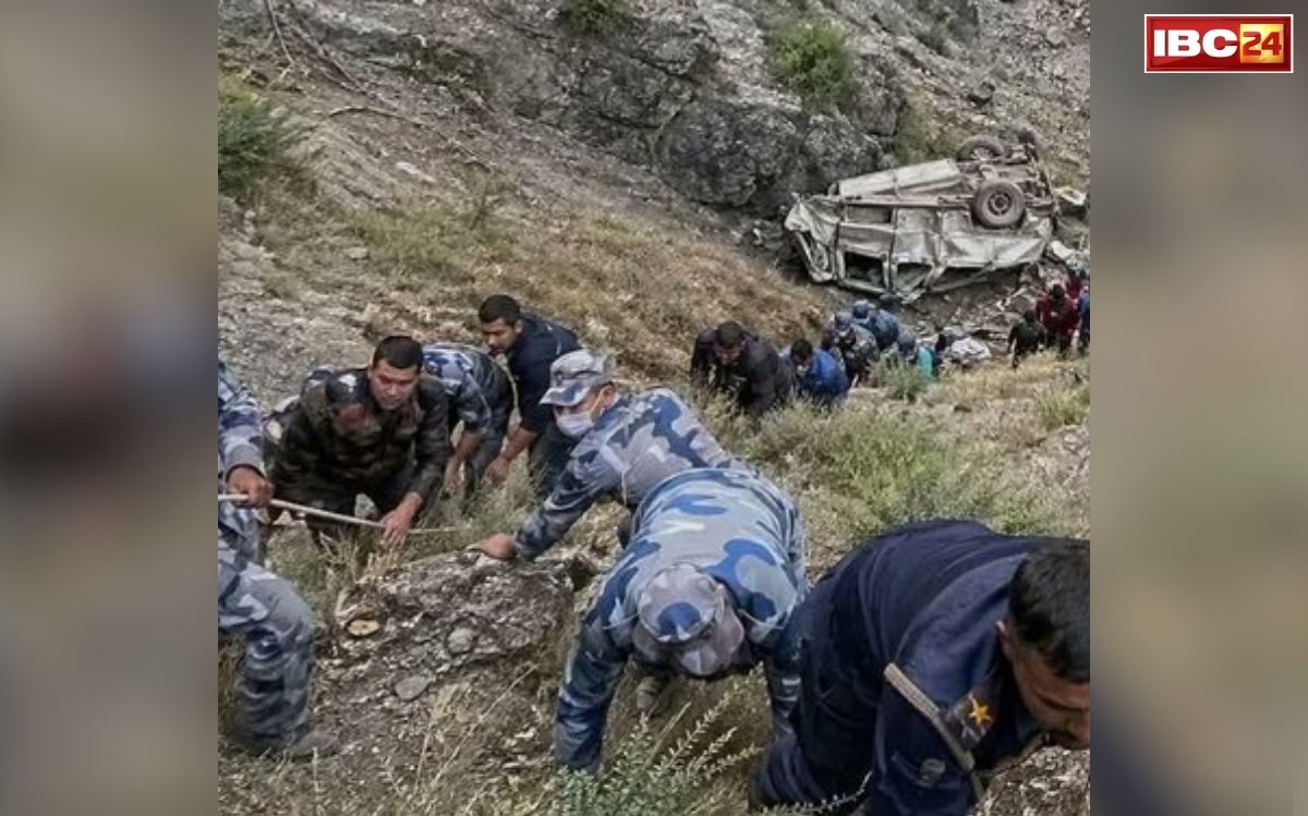Nepal Bus Accident: एक झटके में खत्म हो गई 20 लोगों जिंदगी, नहीं मिला किसी को संभलने का मौका, हादसा जान दहल उठेगा दिल